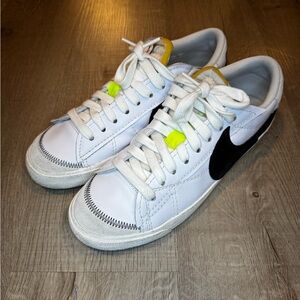 (SOLD) Nike White and Black Sneakers with Yellow Accents